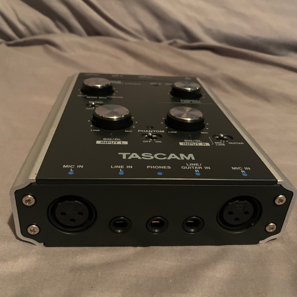 TASCAM US-122mk11 Audio Interface - Picture 3 of 3